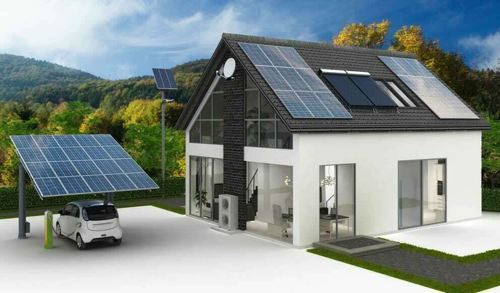 Installation Protec Energy : maison équipée panneaux solaires et borne de recharge